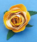 Broche Rose - Ethnique jaune et blanc