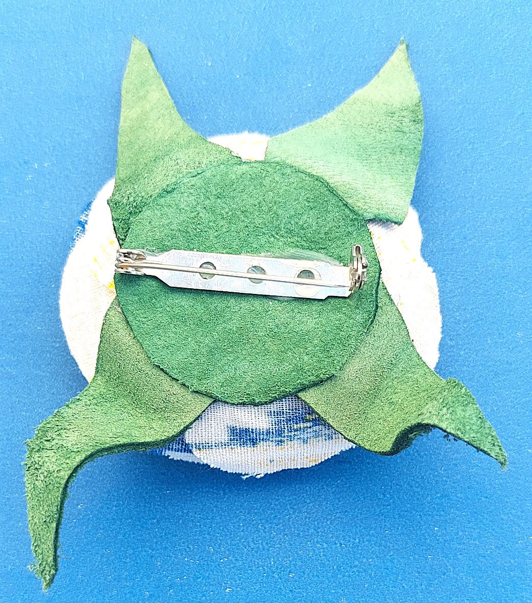 Broche Rose - Ethnique jaune et bleu